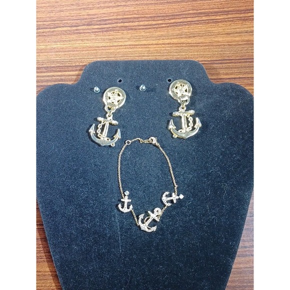 Anchor Shaped Enameled Earrings & Anchor Hook Fishing Boat Bracelet Golden - Picture 9 of 13